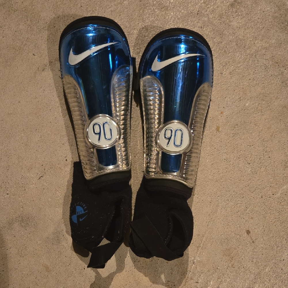 Nike Total 90 Blue and Silver Soccer Shin Guards with Ankle Sleeves